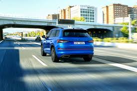 The higher ground clearance always affords a perfect overview of what is happening around you, and you can be sure that nothing will get in your way. Facelifted 2021 Skoda Kodiaq Debuts With Revised Styling And New Tech Features Carscoops