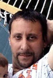 La esposa de Walter Matuza Jr. dijo: "Él solo dijo que los bomberos ya  venían, que los pisos estaban explotando. Dijo que un avión chocó contra el  edificio, que estaban buscando la