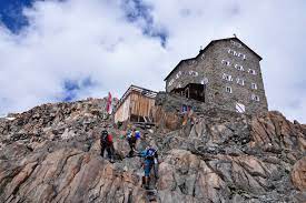 Eine leichte gletscherwanderung ins herz der ötztaler alpen. Hochjoch Hospiz Brandenburger Haus Dahmannspitze Gletscherhochtour