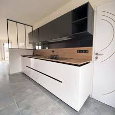 Cuisine Lineaire A Ancenis Meuble Bas Blanc Meuble Bas Meuble Haut