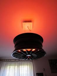 15 Diy Kataskeyes Apo Palies Zantes Aytokinhtwn Toftiaxa Gr Automotive Decor Man Cave Lighting Car Part Furniture