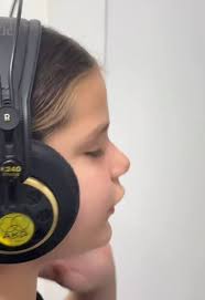 🎶 La Diosa de Cuba y su hija Rachel vuelven al estudio 🎤✨ La talentosa  Diosa de Cuba está trabajando en un nuevo proyecto musical, esta vez junto  a su hija Rachel.