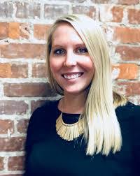 Lindsey Cagle's Instagram, Twitter & Facebook