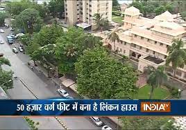 Adar poonawalla, chief executive officer at the serum institute of india ltd., is leasing the home on one of the district's best roads from polish. Watch Cyrus Poonawalla S House Worth Rs 750 Crore In Mumbai India Tv Youtube