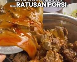 Gambar Warung makan sederhana di Medan yang kemungkinan menjual Kepala Kambing Matang
