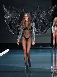 The victoria's secret fashion show includes the talents of adriana lima (left) and alessandra ambrosio. Victoria S Secret Takes On Chrissy Teigen S Tweets In Shanghai Vogue
