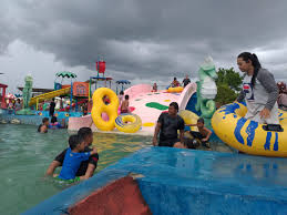 Harga tiket waterpark sampit / caribbean waterpark tiket 9 wahana mei 2021 travelspromo. Sampit Waterpark Jadi Idola Wisata Warga Kotim Sambut Tahun Baru 2020 Radar Nusantara News