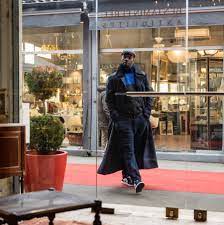 Omar sy effortlessly hits every mark in lupin, an engrossing. In Lupin Omar Sy Puts A New Twist On A Classic French Tale The New York Times