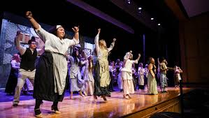 Elco dreams a dream for 'Les Misérables'