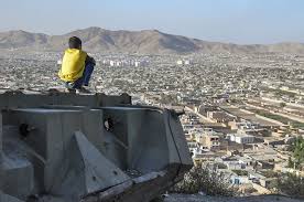 Jul 04, 2021 · nach afghanistan wird derzeit schon abgeschoben, allerdings mehrt sich angesichts der zunehmend unsicheren lage dort und des abzugs der internationalen truppen die kritik daran. Der Krieg In Afghanistan Worldatlas
