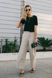 25 Ultra Fresh Summer Looks To Wear To Work Fashion Blogger Anouk Yve Wearing A Black T Shirt Beige Lin Work Outfits Women Summer Work Outfits Work Fashion