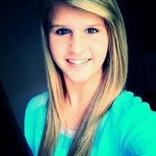 Amber Cribbs's Instagram, Twitter & Facebook