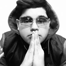 A Mil Millas by Christopher Rivera