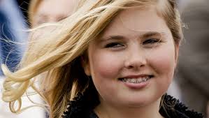 Bekijk meer ideeën over prinses, koninklijke familie, koningin maxima. Prinses Amalia Springt In Geheim Met Paard De Limburger Mobile