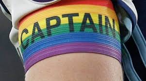 This is part of a campaign by the club to promote tolerance and diversity. Bayern Germany On Twitter Manuel Neuer Will Wear A Captain S Armband In Rainbow Colors For The First Time On Saturday Against Hoffenheim As A Symbol Of Tolerance And Diversity Bild Https T Co Ftlslmpvsn