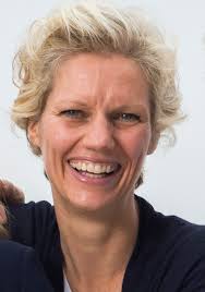 Browse 2,474 sarina wiegman stock photos and images available, or start a new search to explore. Donorontvanger Mijke Trouwde Met Haar Intensive Care Arts Linda Nl