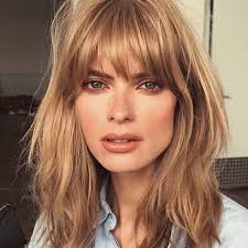 Hair Color Trends For 2018 Sac Kesim Modelleri Kahkul Uzun Sac Sac Kesimleri