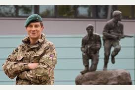 Bear Grylls Former Sas British Special Forces Member And Currently An Expert Survivalist