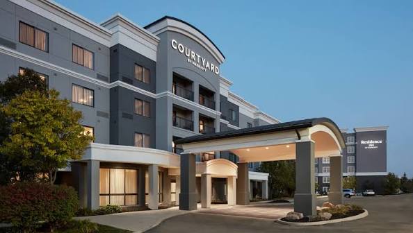 Courtyard by Marriott Mississauga-Airport Corporate Centre West | Hotel with Modern Rooms & Flexible Workspaces