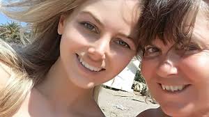 Doctor who actress, 29, dies after suffering two seizures and collapsing in her parents' back garden amii lowndes, 29, was killed by sudden unexpected death in epilepsy (sudep) doctors failed to diagnose condition even after ms lowndes suffered seizures Q3v4xc0fndjdem