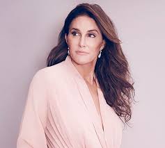 It took a full 30 seconds for me to recognize her, tbh. Caitlyn Jenner S Skincare Routine Has Changed Post Transition
