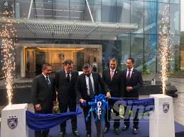 Sultan ibrahim stadium officially launched in 22 february 2020, it is the only national football stadium to use the original. Stadium Sultan Ibrahim Larkin Mampu Jana Ekonomi Jdt