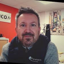 En ce 21 juin, jour de la Fête de la musique, une pensée toute particulière  et un remerciement sincère à toutes les techniciennes et techniciens qui  œuvrent dans l'ombre pour rendre possible