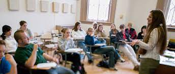English Literature - Majors & Minors - Knox College