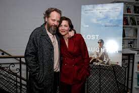 When her daughters leave home to be with their father in . The Lost Daughter 2021 Imdb