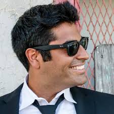 Frank Reteguiz's Instagram, Twitter & Facebook