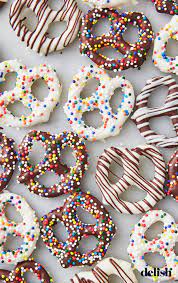 Chocolate Covered Pretzels Are So Much Better Than A Box Of Chocolates Recipe Chocolate Covered Pretzels Recipe Chocolate Covered Fruit Chocolate Covered Pretzels