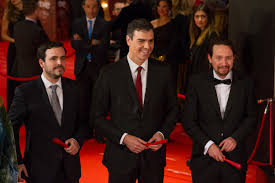 File:Premios Goya 2018 - Alberto Garzón, Pedro Sánchez y Pablo Iglesias  02.jpg - Wikimedia Commons
