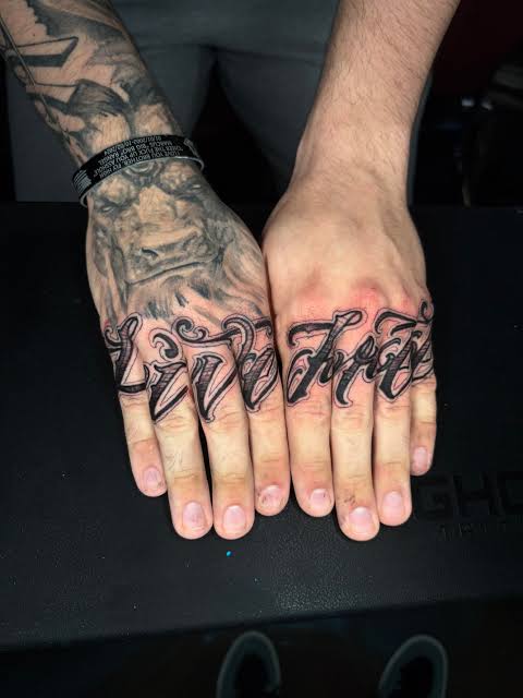 Live Free” knuckle tattoos by @_cruz_foster_ at Crooked Crows Tattoo : r/ tattoo