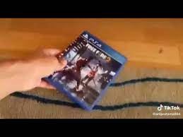 Players freely choose their starting point with their parachute, and aim to stay in the safe zone for as long as possible. Cd Ps4 Versi Free Fire Youtube
