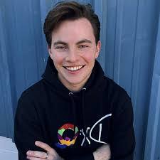 Thomas Nicoletti's Instagram, Twitter & Facebook