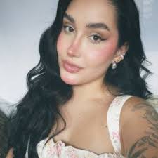 Sara Ribeiro (@sararibeirog)