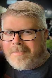 Lora Hendrix's Instagram, Twitter & Facebook