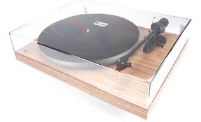 Pro-Ject Debut Carbon Esprit SB (DC) (Satin Walnut) Manual belt-drive  turntable with pre-mounted cartridge at Crutchfield