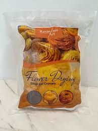 Then pour more silica gel on, covering them completely, and put the lid on, securing tightly. Resinous Art Flower Drying Silica Gel Crystals Hobbies Toys Stationery Craft Craft Supplies Tools On Carousell