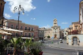 Adrano is located in palermo city, italy at the 37.6677, 14.8375 coordinates. Adrano Weinstadt Am Sudhang Des Atna
