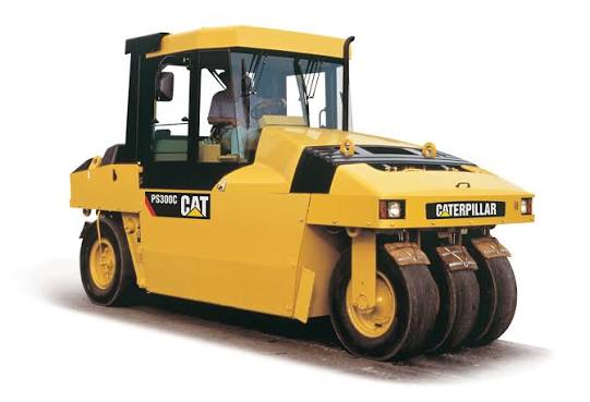 Caterpillar PS300 Pneumatic Roller