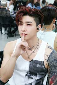 Pin By Natalie On Vav Vampz Vav Kpop Idol Kpop