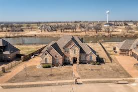 122 Walnut Creek Lane