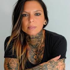 HELLSBARBIE (@HellsBarbie)