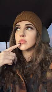 Everything is going right 🫶🏻✌🏻 #right #fyp #love #mentalhealth #therapy