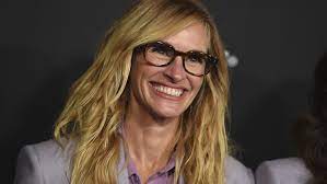 Α,μπα μικροπραγματα the good lifo lifoland city guide lifo shop. Giati Merikoi Celebrities Orkizontai Pws Den Antexoyn Me Tipota Th Tzoylia Romperts Celebrities Woman Toc