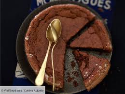 Gateau Au Chocolat Ultra Rapide Recettes Recette En 2020 Gateau Chocolat Recette Dessert Chocolat Facile