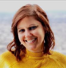 Sara Arce's Instagram, Twitter & Facebook