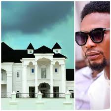 Comedian, I Go Dye, donates his mansion to the Federal government to be  used as an