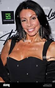 Danielle Vitale's Instagram, Twitter & Facebook